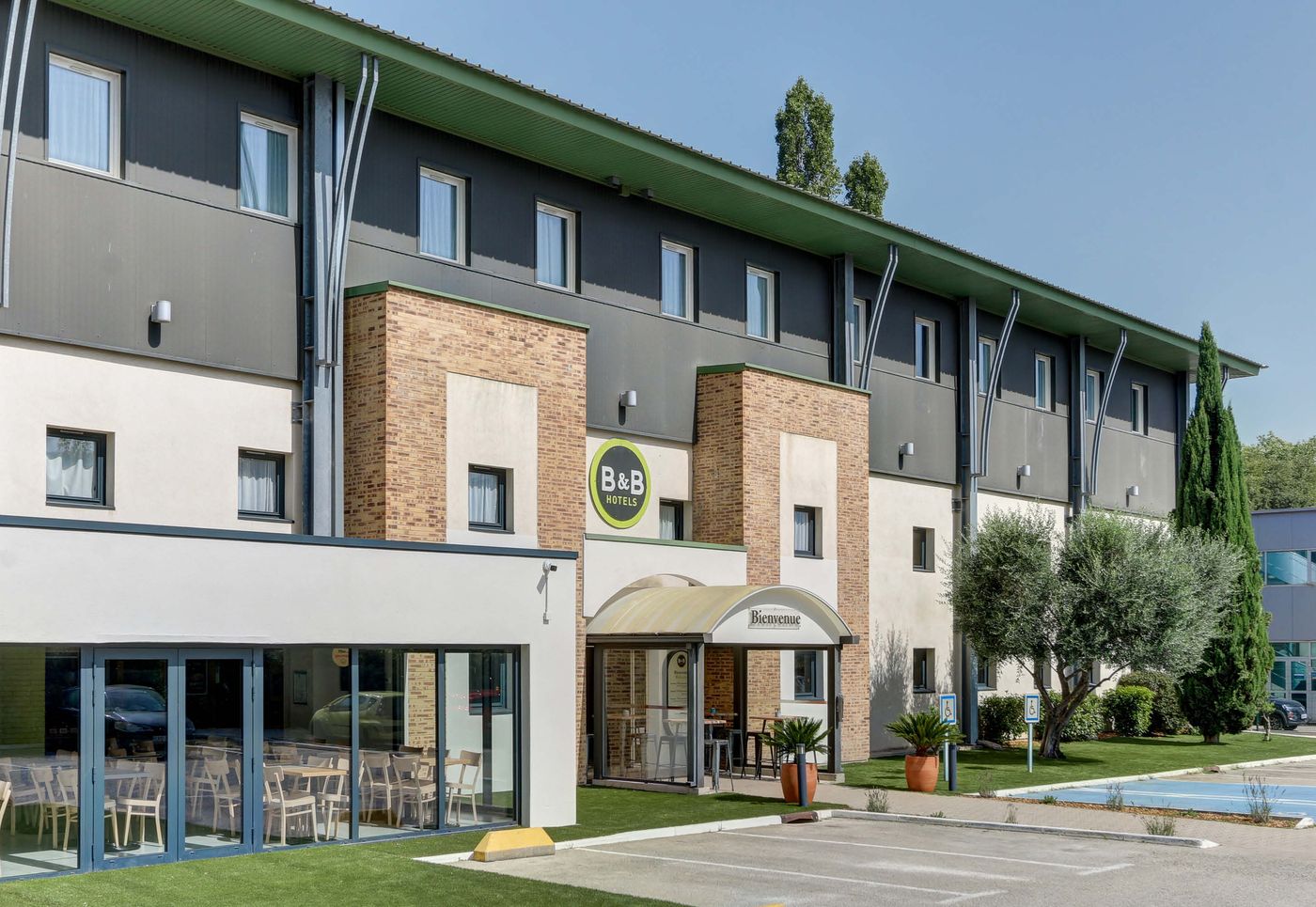 B&B HOTEL Aubagne Gemenos-France-MARSEILLE-General view-3