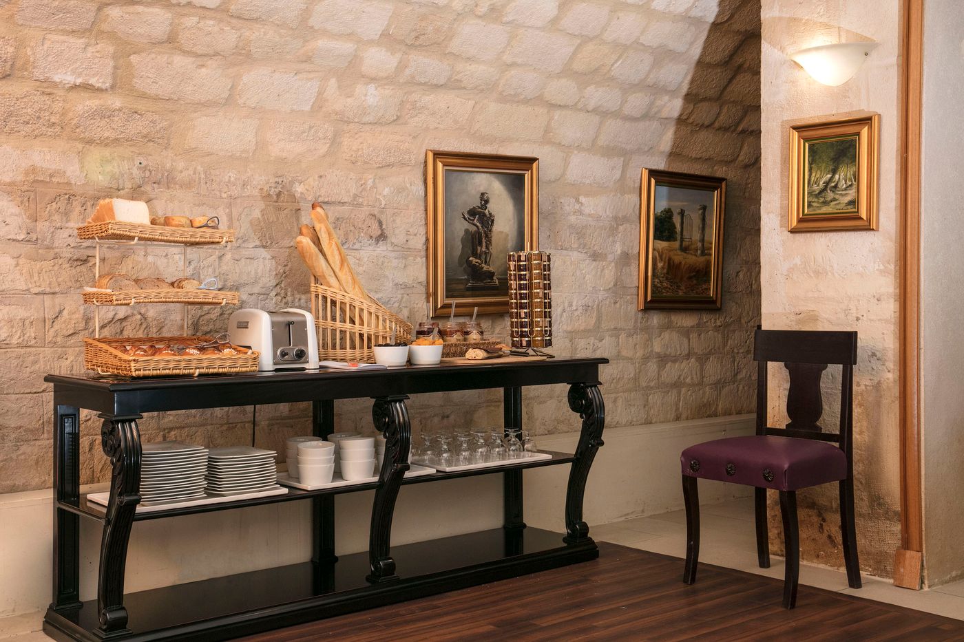 Serotel-Lutece-Restaurant-10