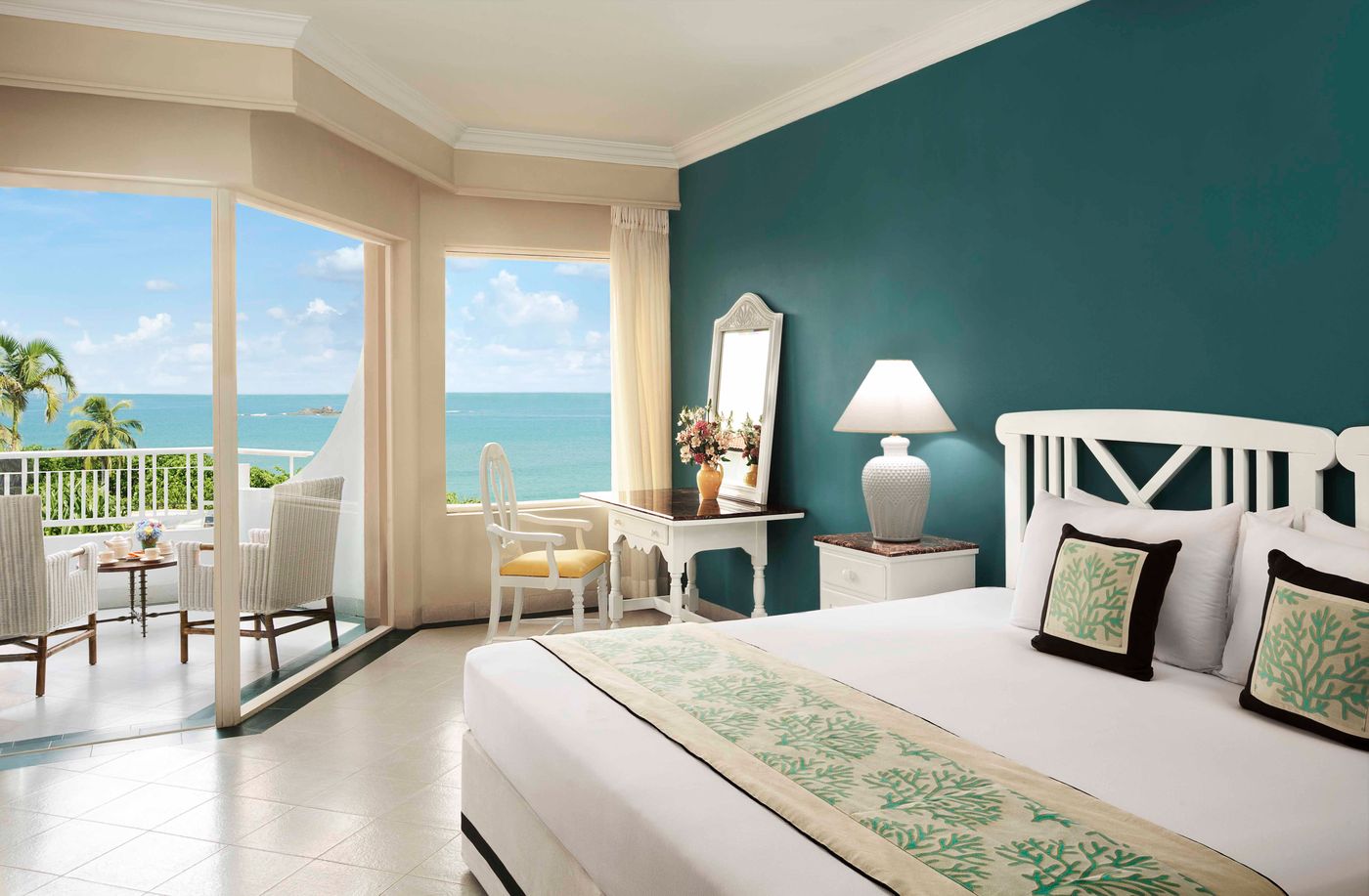 Taj-Bentota-Resort---Spa-Room-7