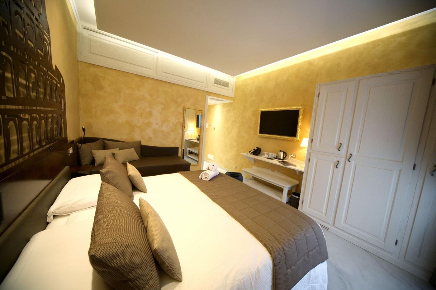 Maison-Tritone-Room-10