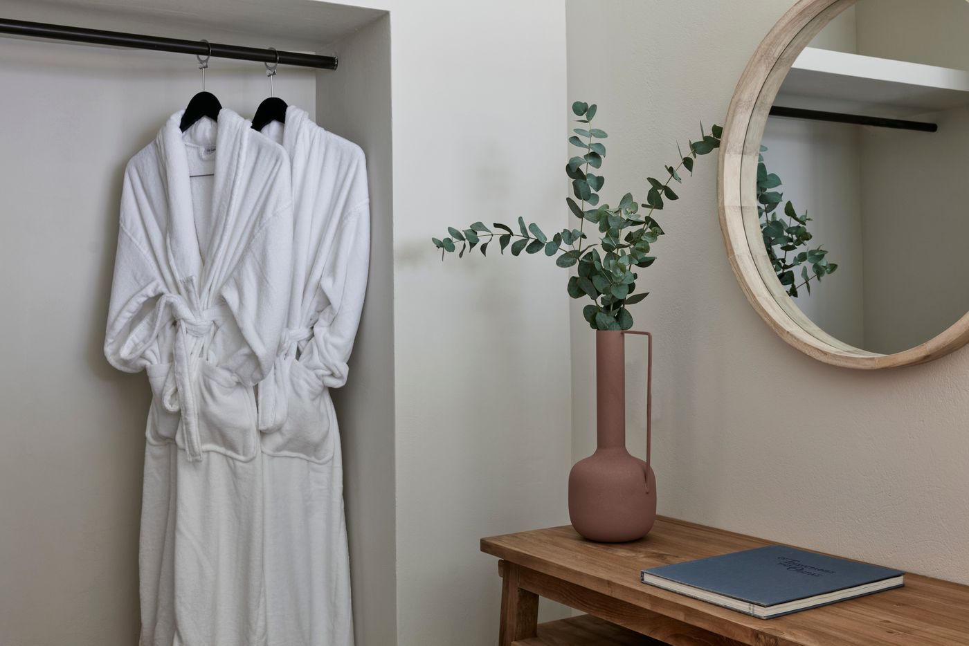 Apanemo-Hotel-Room-40