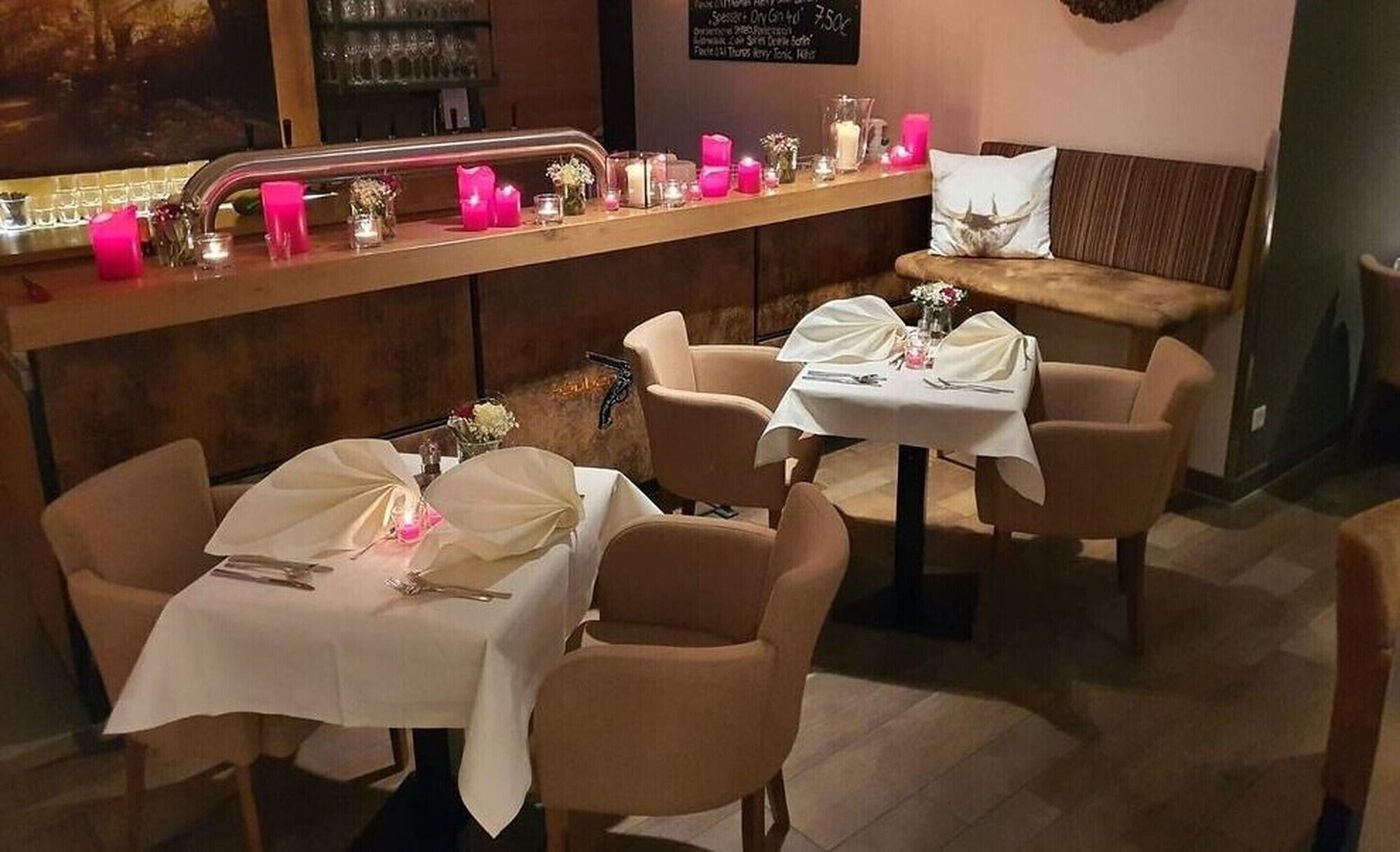 Müllers Landhotel - Germany - MESPELBRUNN - Restaurant - 0