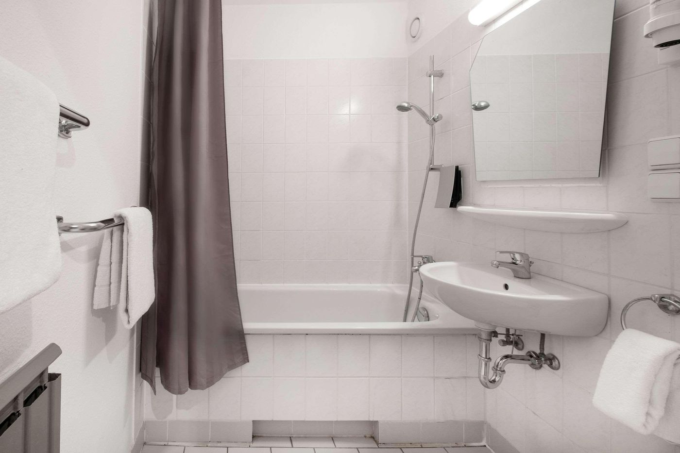 Comfort-Hotel-Berlin-Lichtenber-Room-25