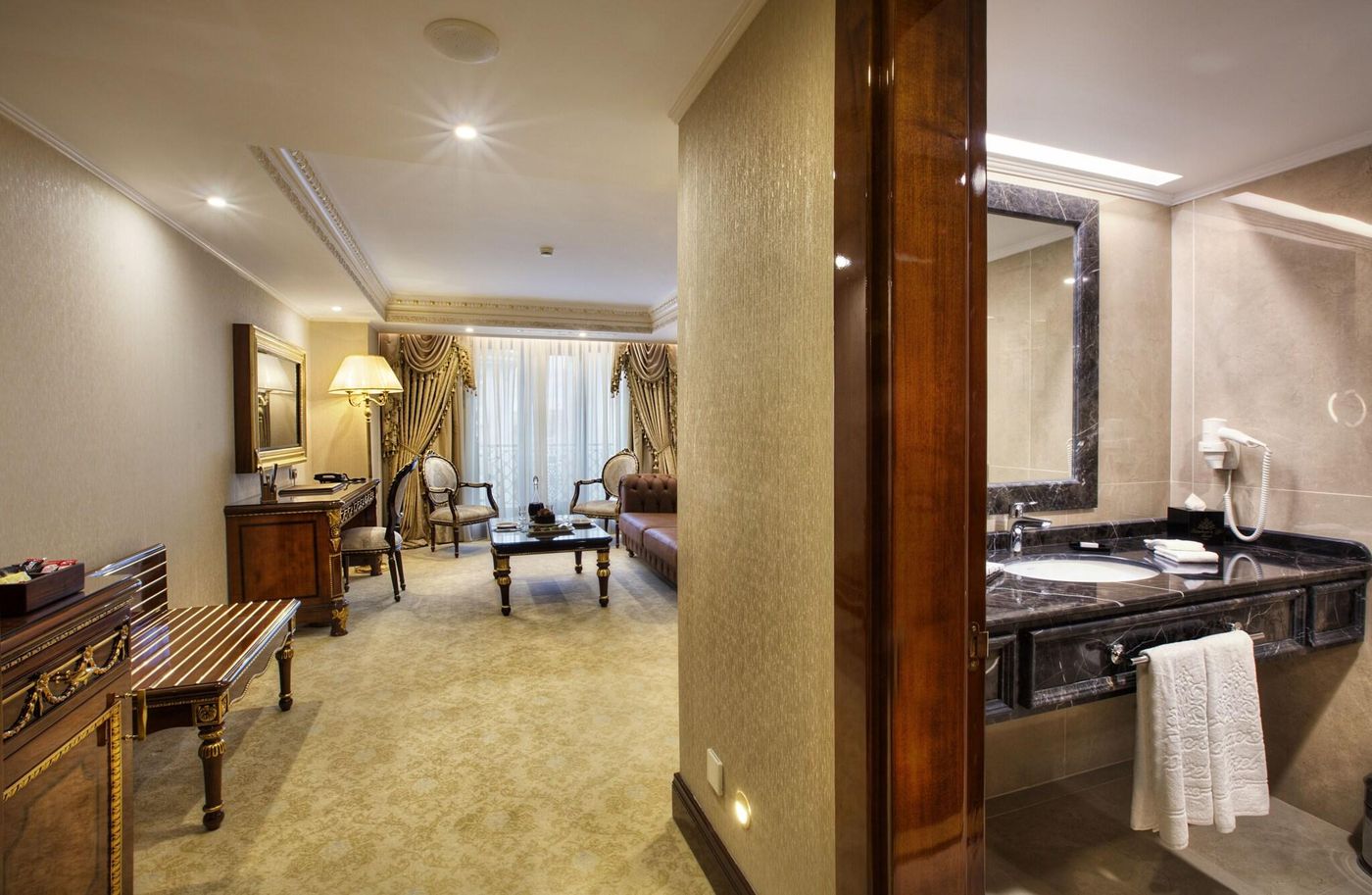 Ottomans-Life-Hotel-Deluxe-Room-29