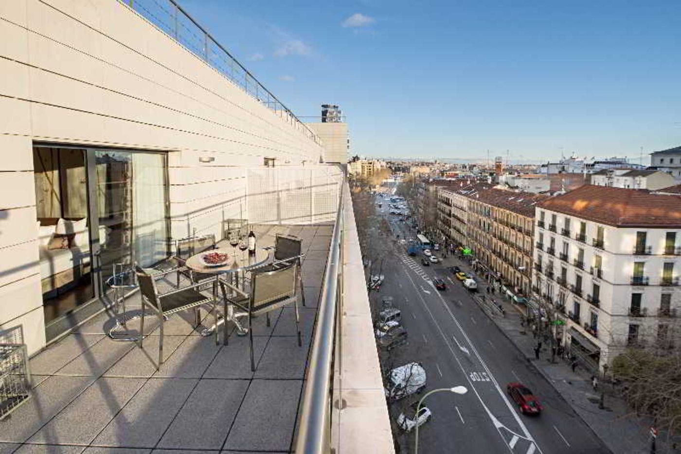 Paseo-del-Arte-Terrace-80