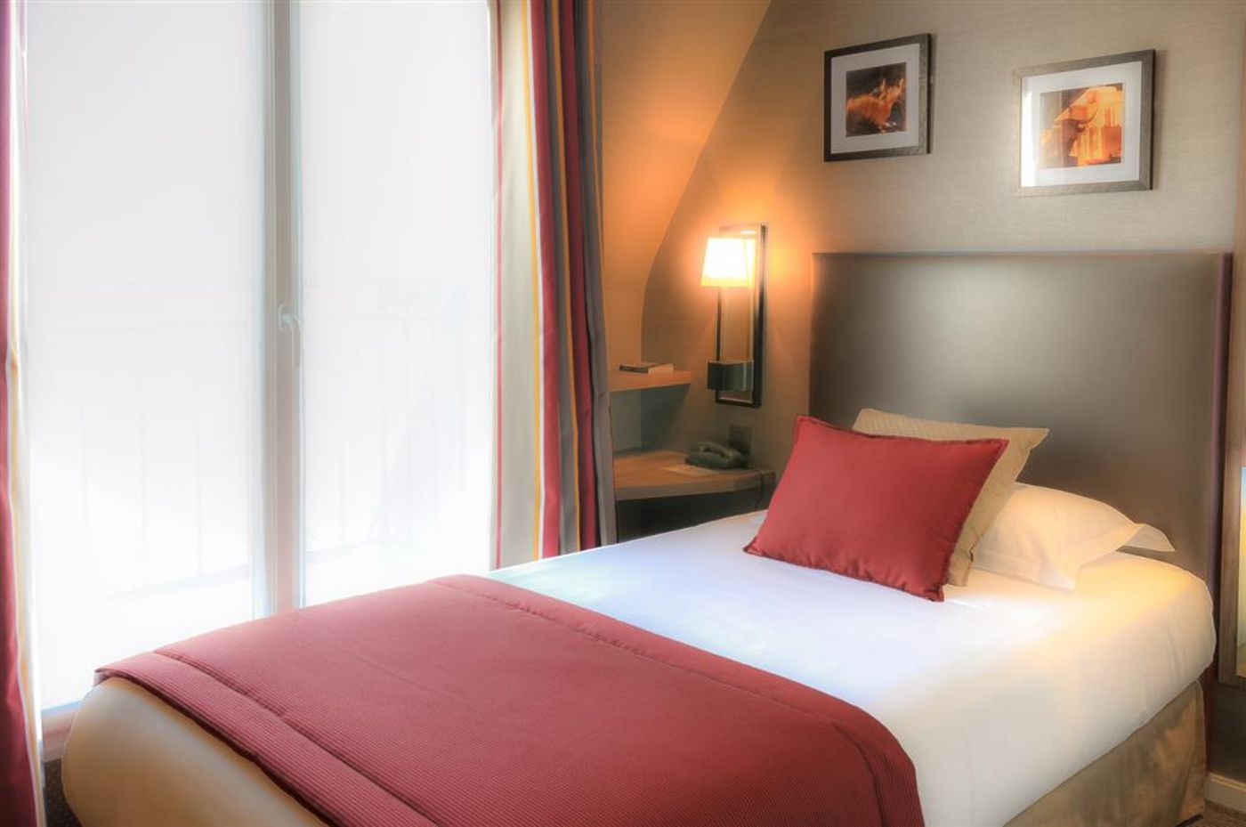 Hotel-Marais-Bastille-Room-28