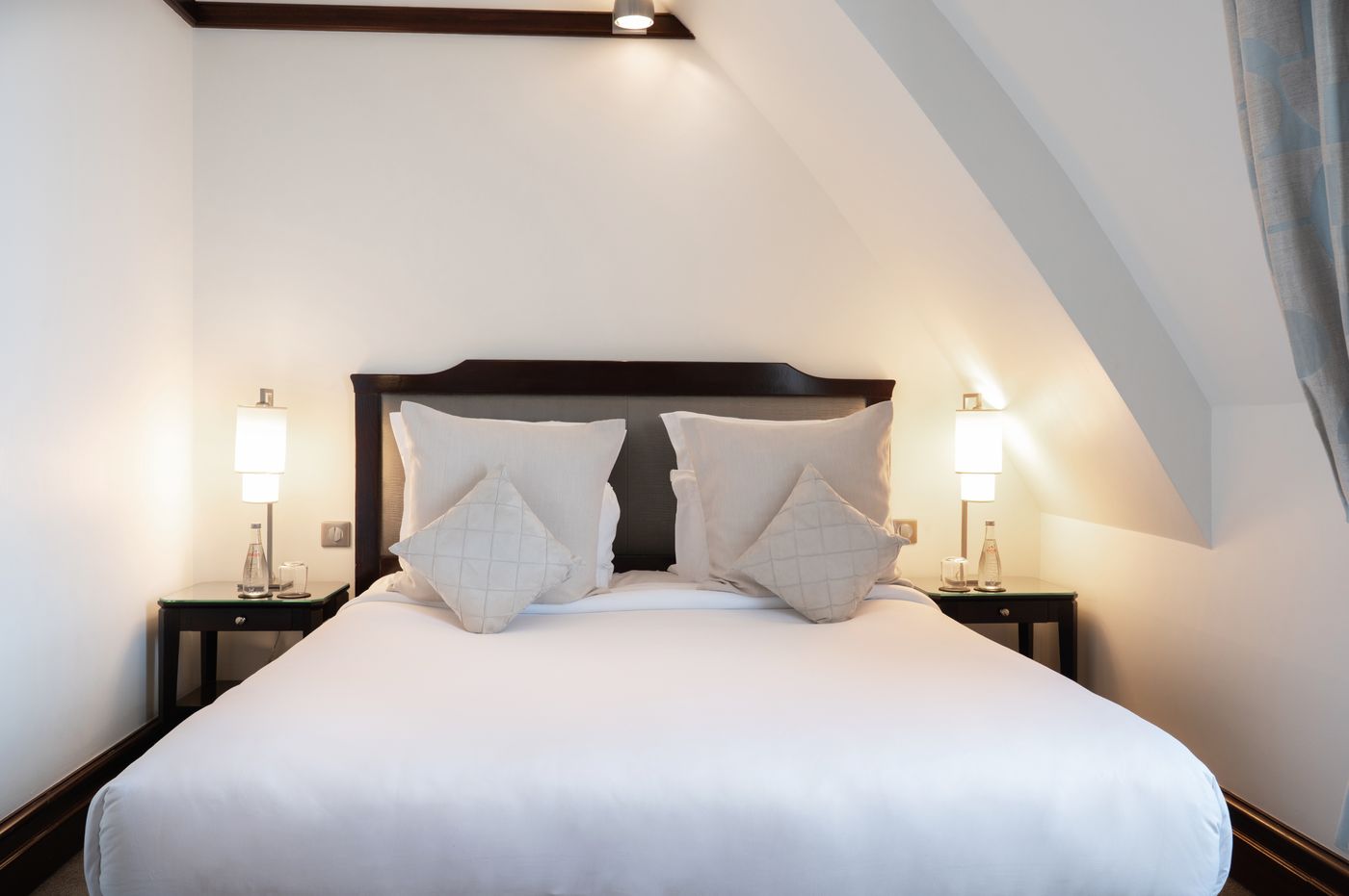 Hotel-Signature-Saint-Germain-des-Pres-Room-43