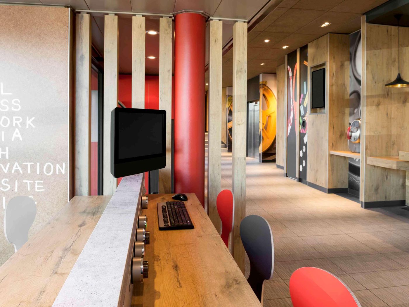 Ibis-Geneve-Aeroport-General-view-16