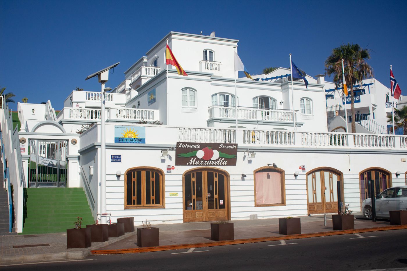 Corona-Mar-General-view-22