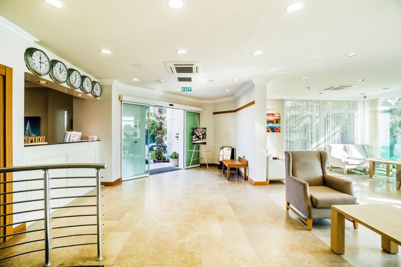 Dragut Point North Hotel