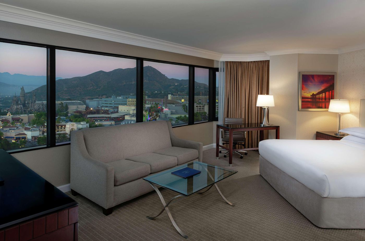 Hilton-Los-Angeles-Universal-City-Room-26