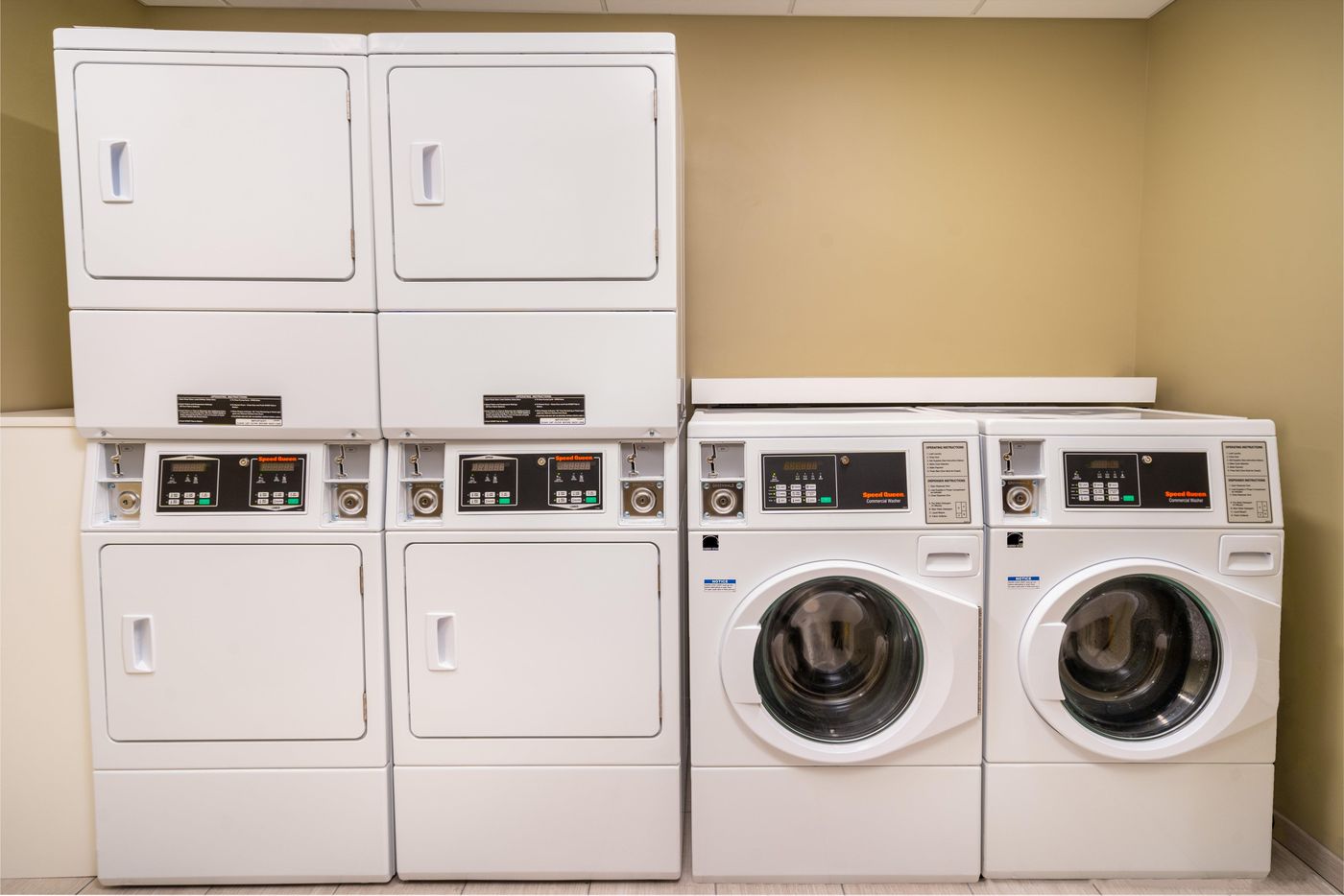 Holiday Inn Express & Suites Las Vegas E Tropicana-United States-Las Vegas-General view-5