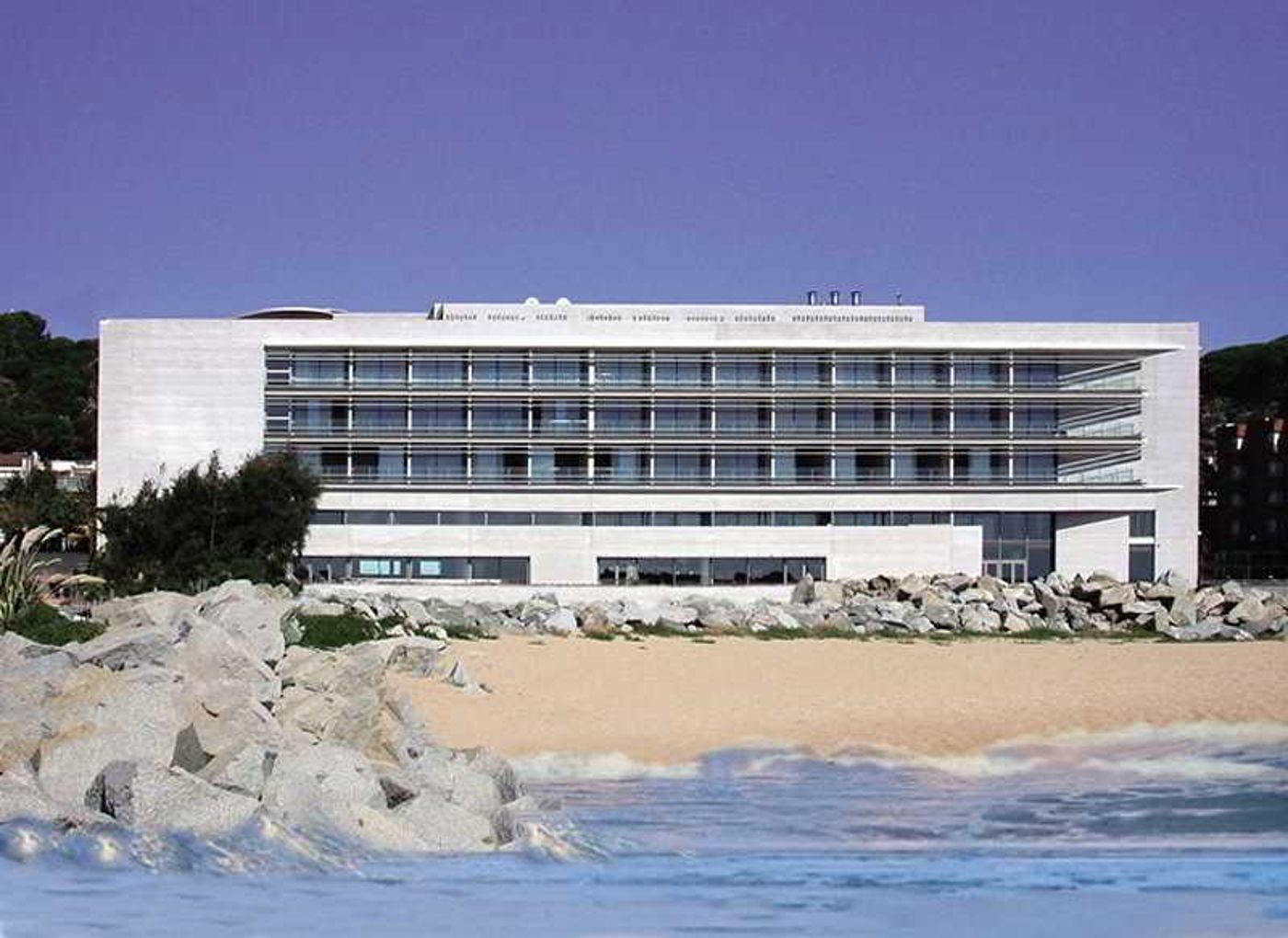 Colon-General-view-2