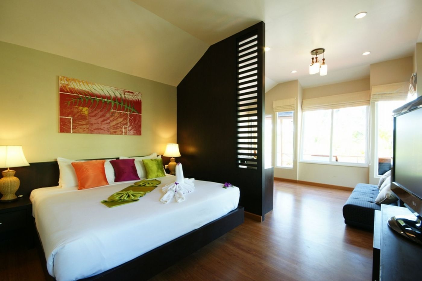 Palm-Paradise-Resort-Room-2