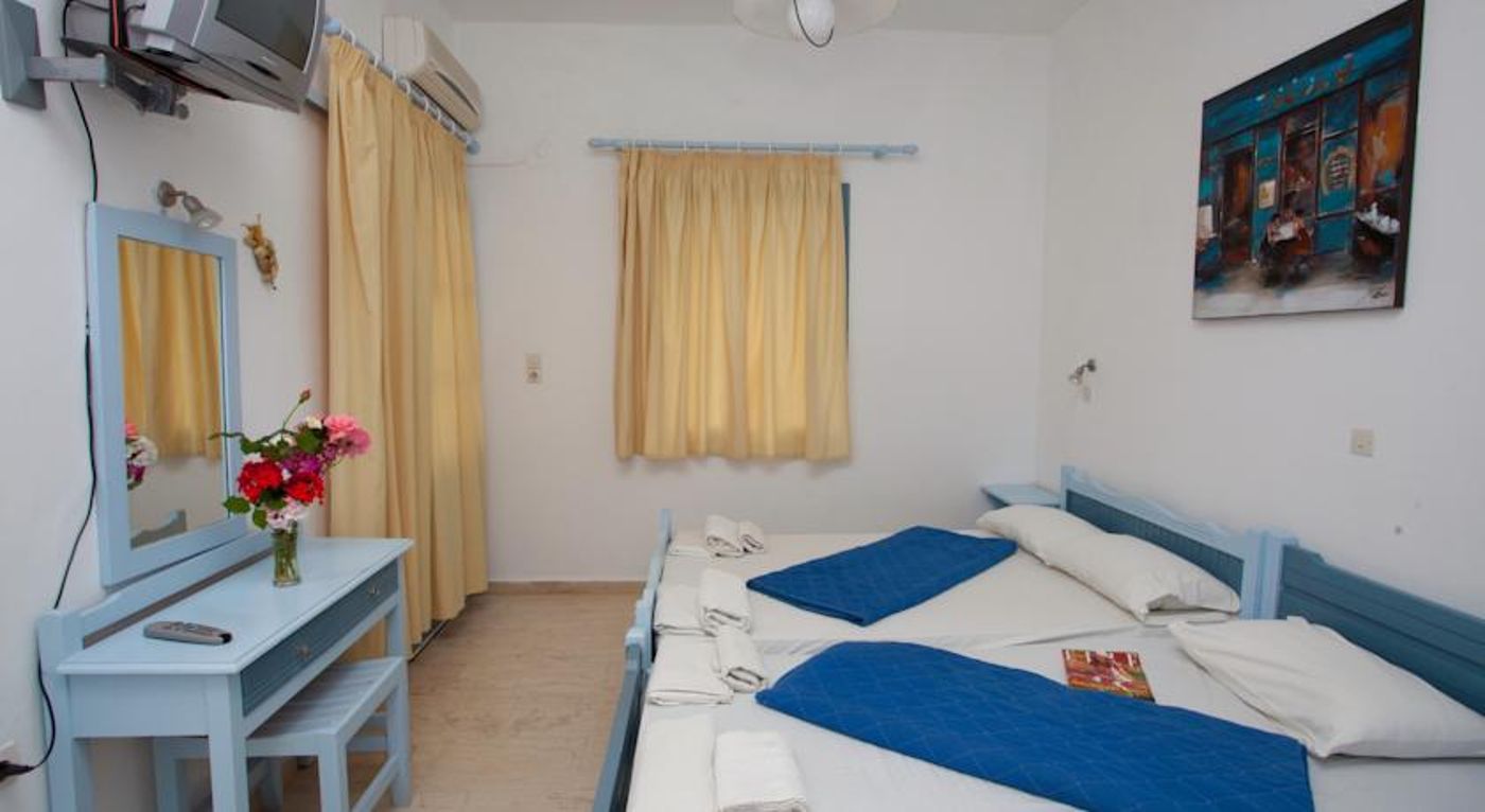 Apollo Studios & Apartments