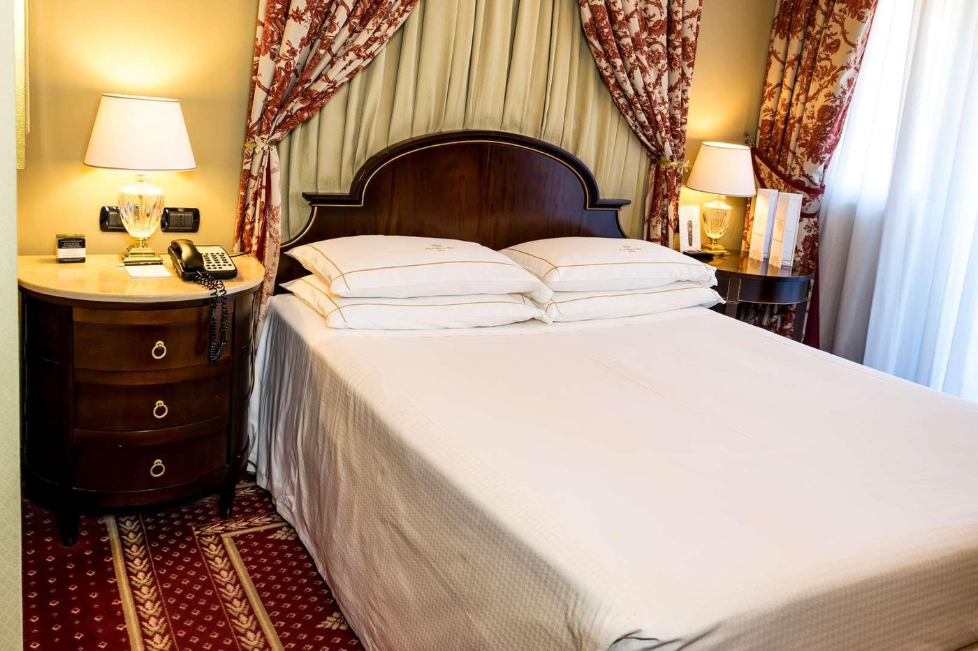 River-Chateau-Room-33