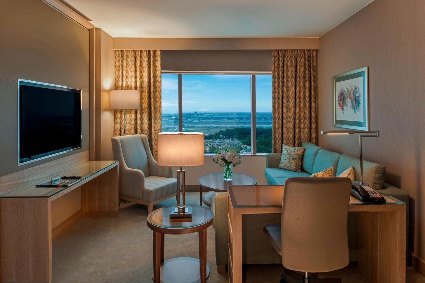 Renaissance-Polat-Istanbul-Room-30