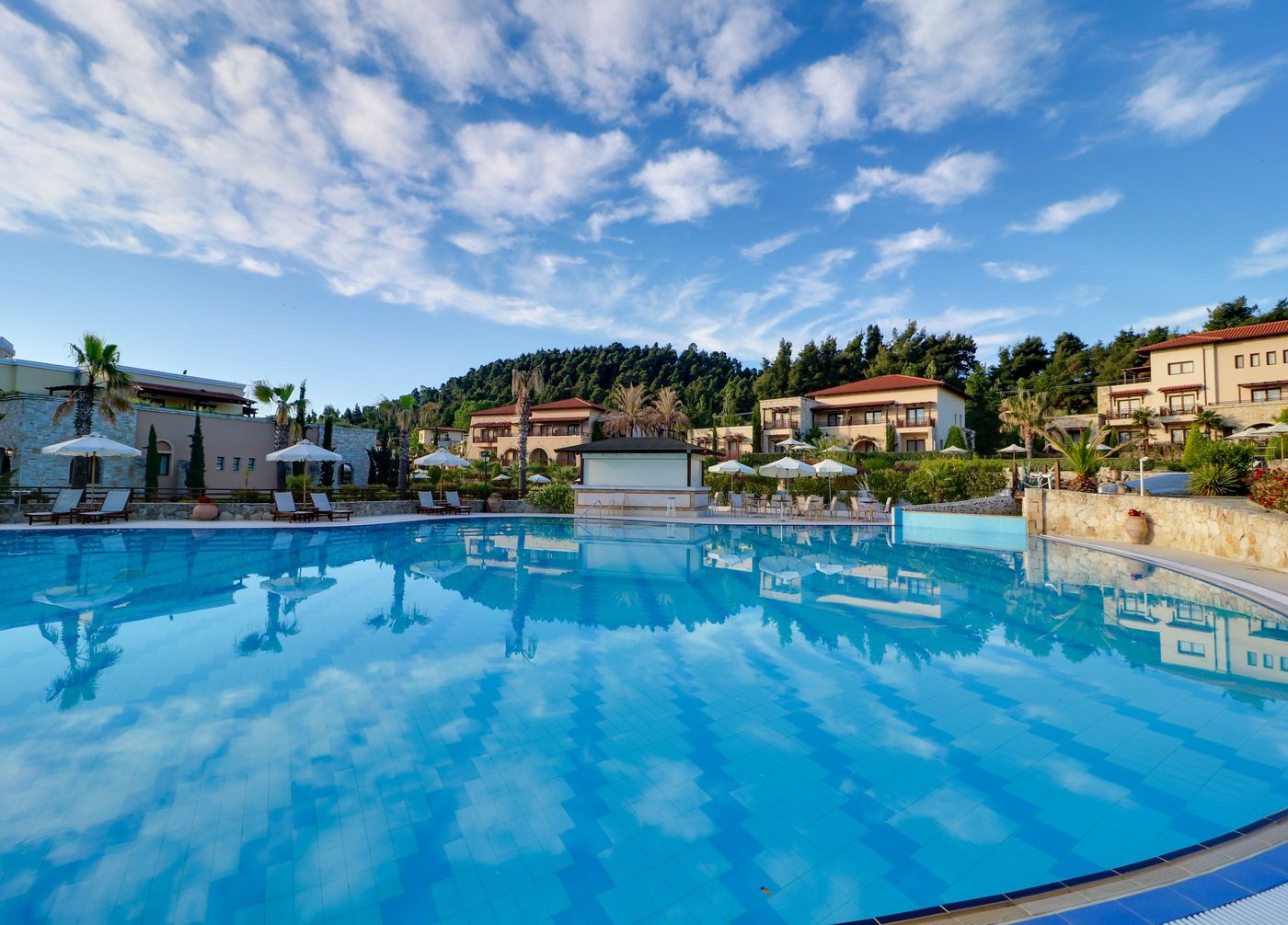 Aegean-Melathron-Thalasso-Spa-Hotel-Pool-7