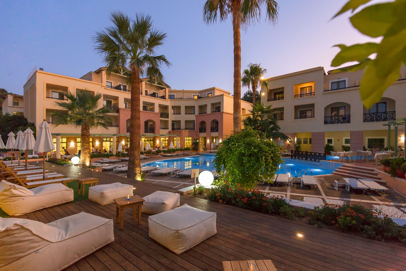 Samaina-Inn-Hotel-General-view-7