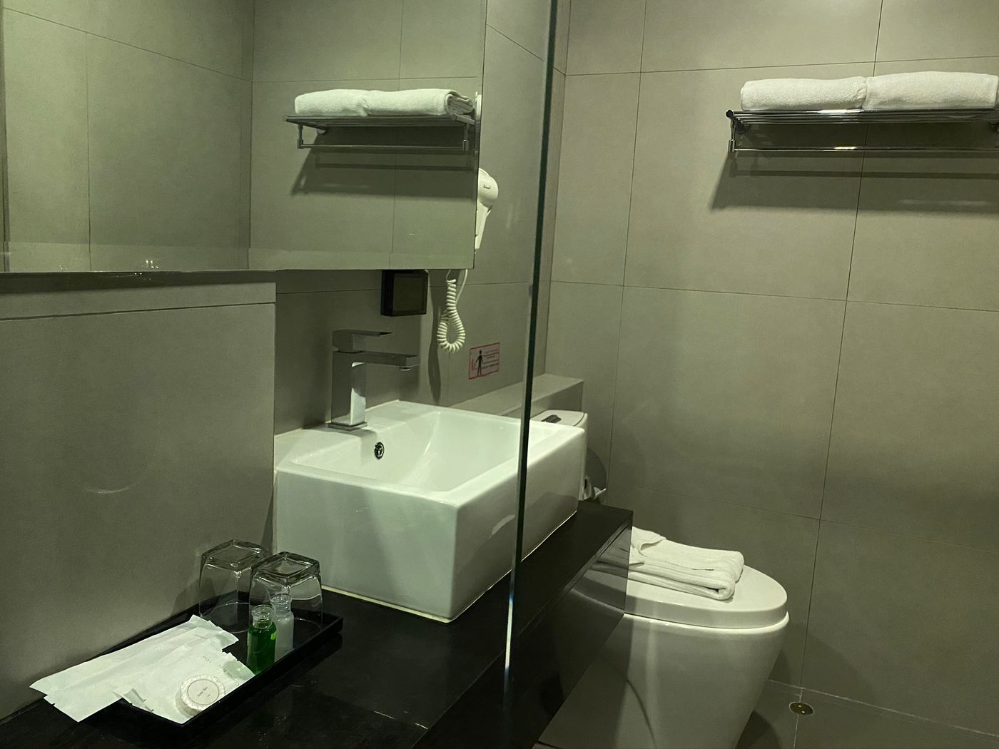 De-Prime-Rangnam-Hotel-Room-39