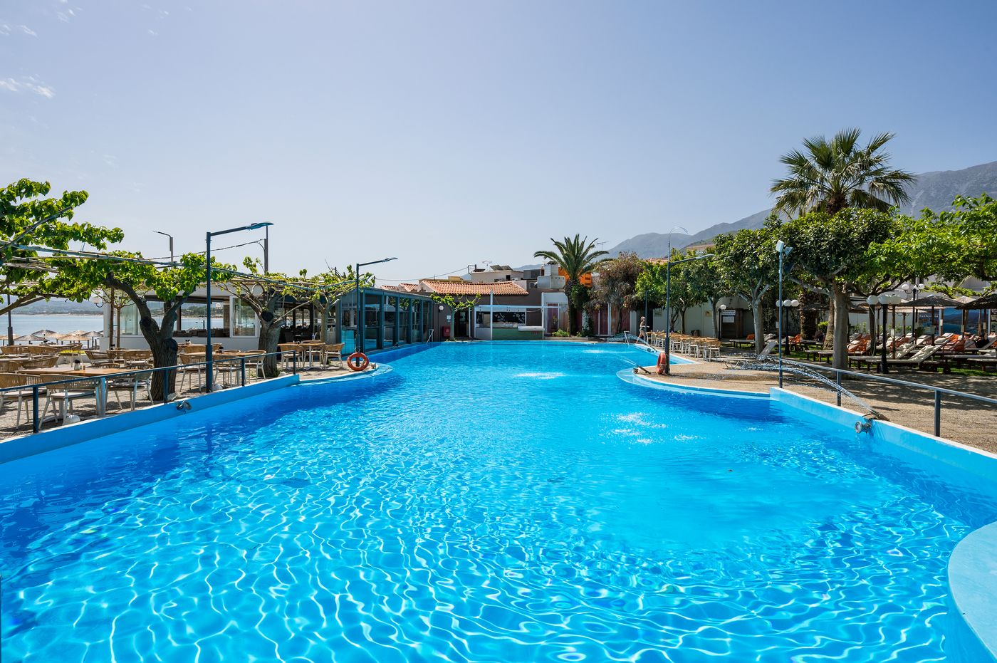 Corissia-Princess-Pool-3