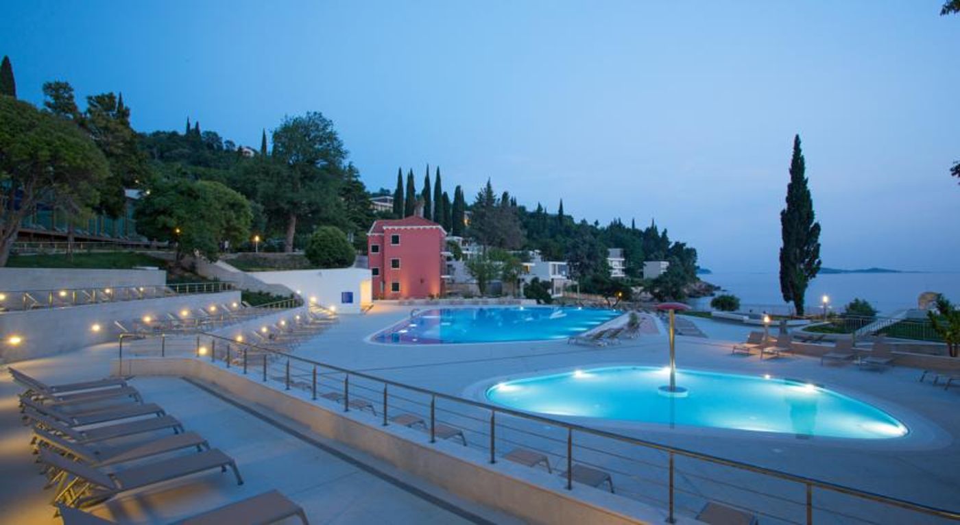 Astarea 2 Hotel