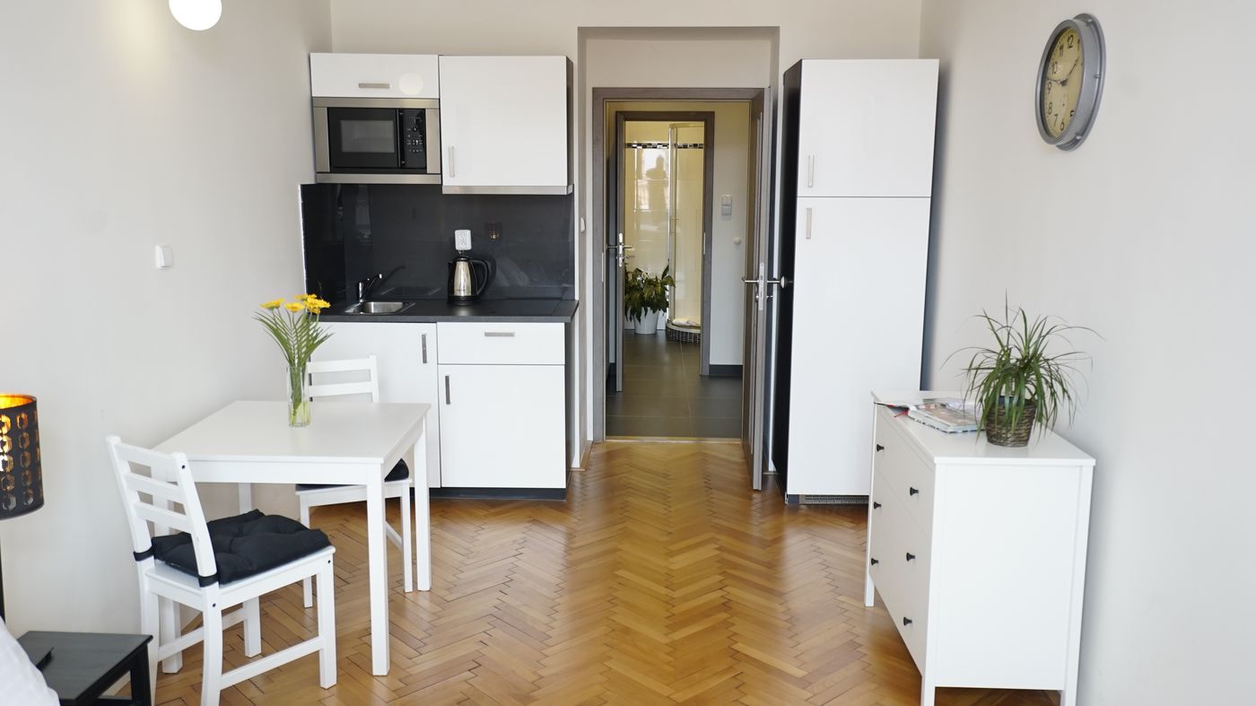 Royal-Road-Residence-Room-57