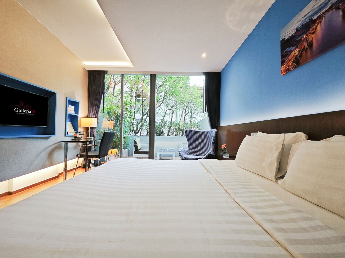 Galleria-10-Sukhumvit-by-Compass-Hospitality-Room-9