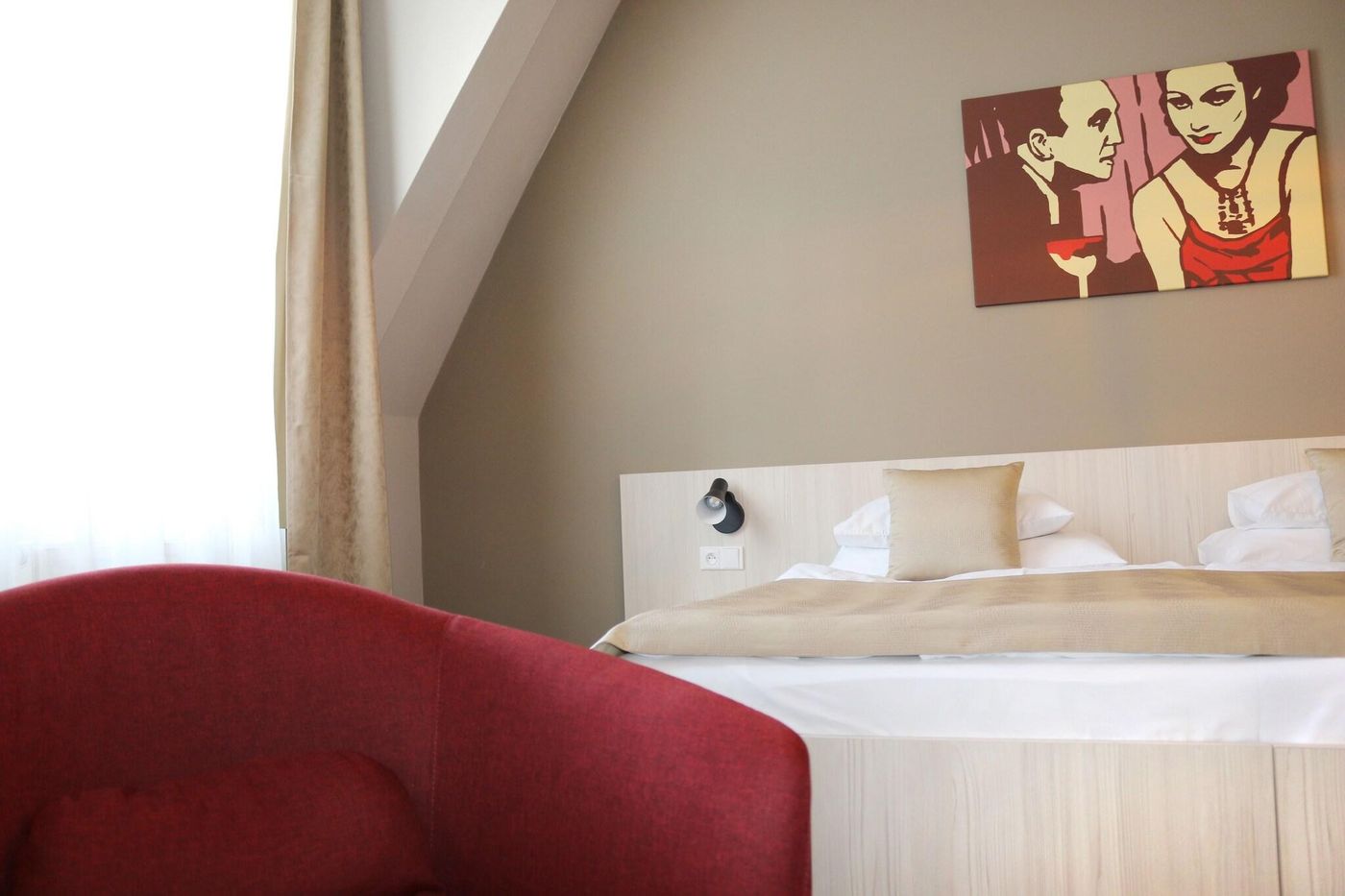 Hotel-1-Republic-Hotel-Room-21