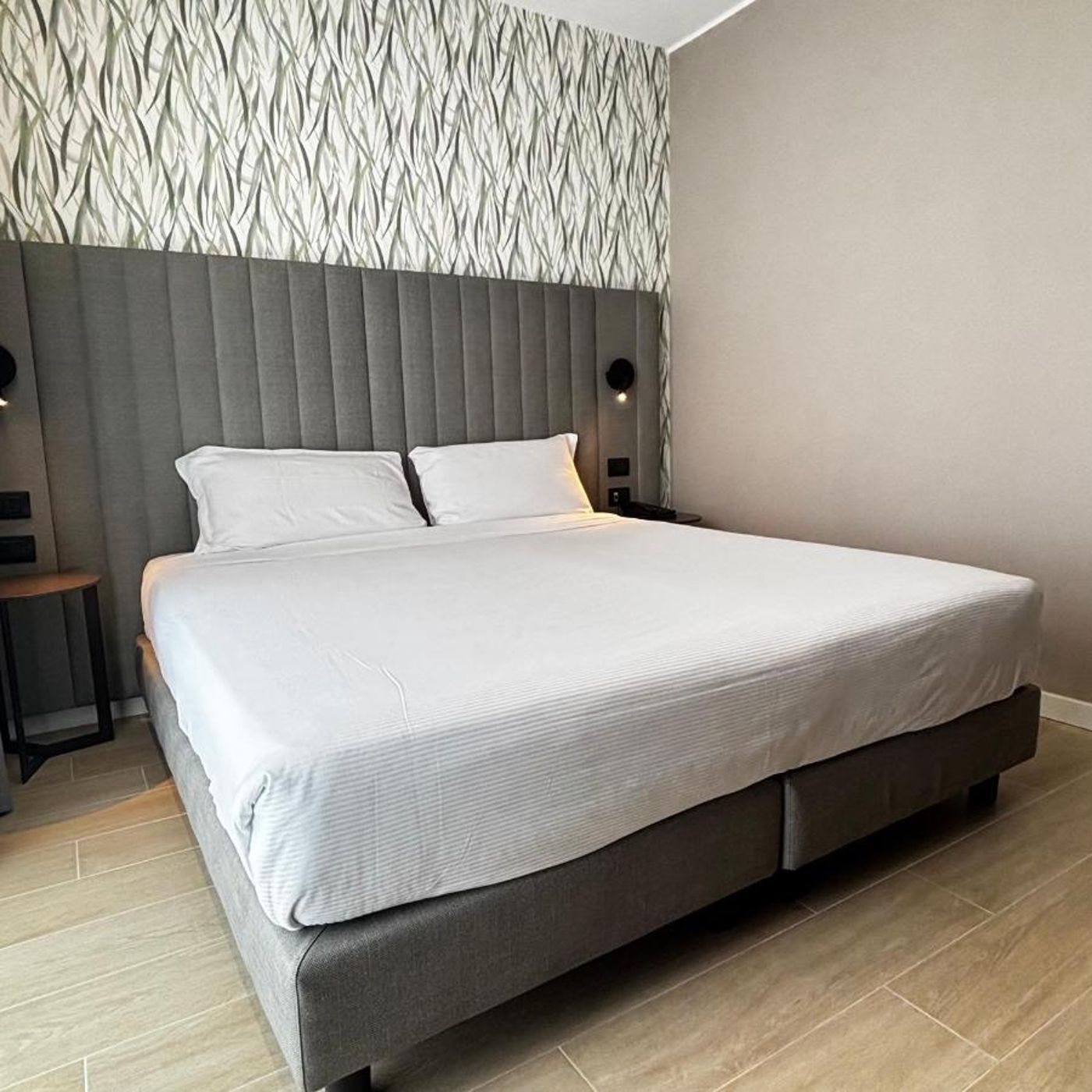 iH-Hotels-Milano-Watt-13-Room-4