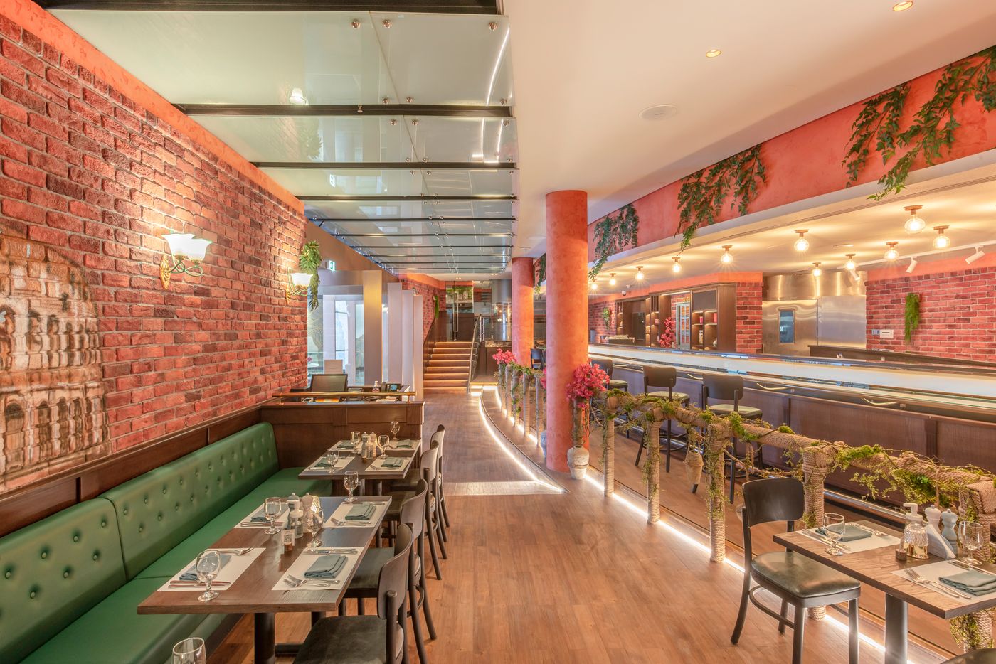 Hilton-Dubai-Creek-Restaurant-29