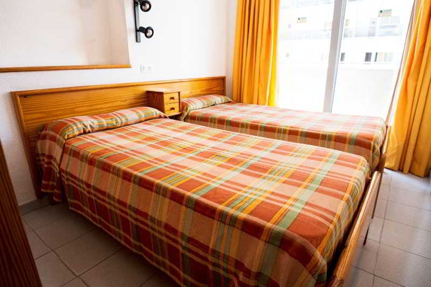 Apartamentos-Portofino-II-Room-9