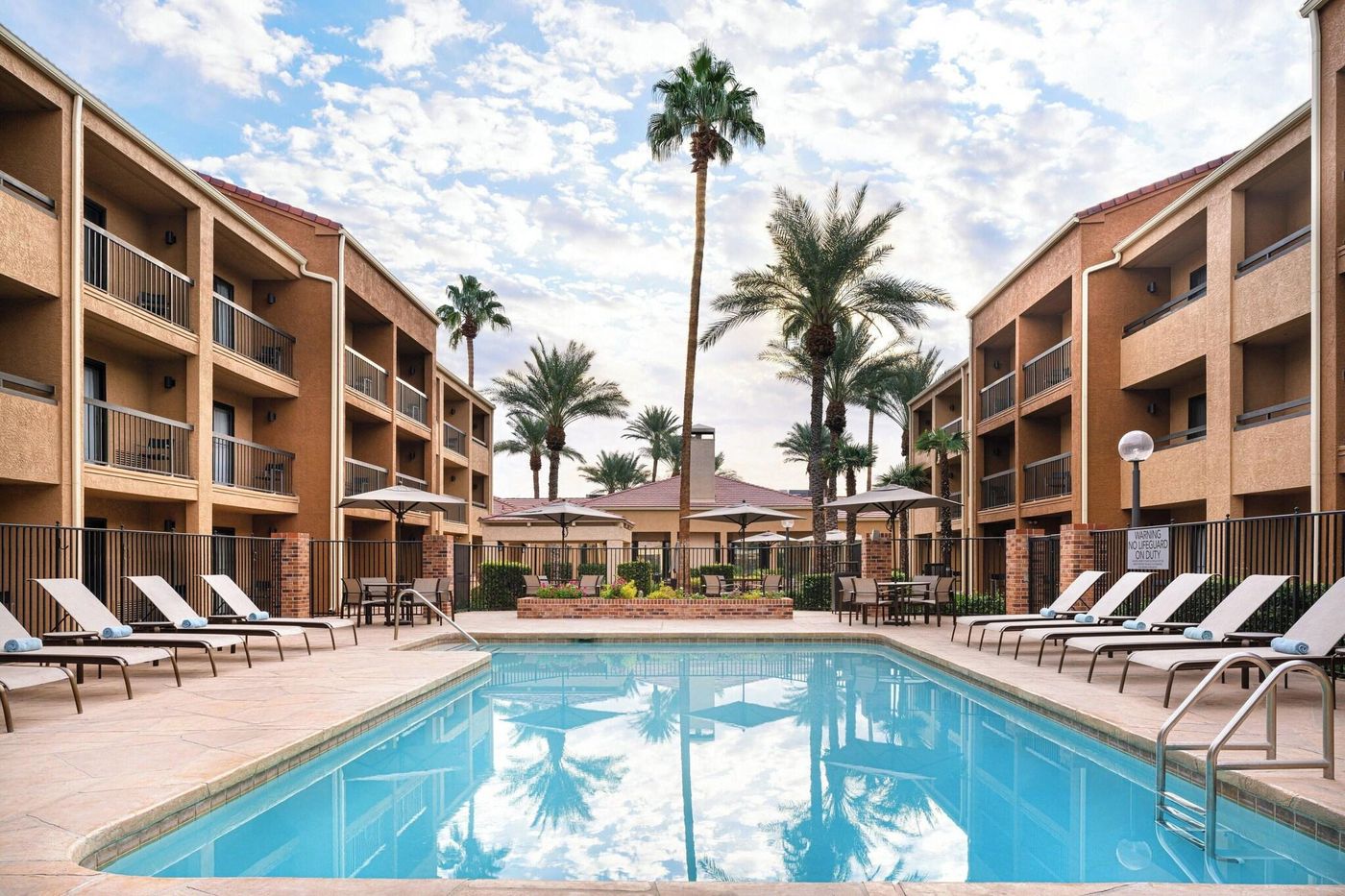 Courtyard Las Vegas Convention Center-United States-Las Vegas-General view-1