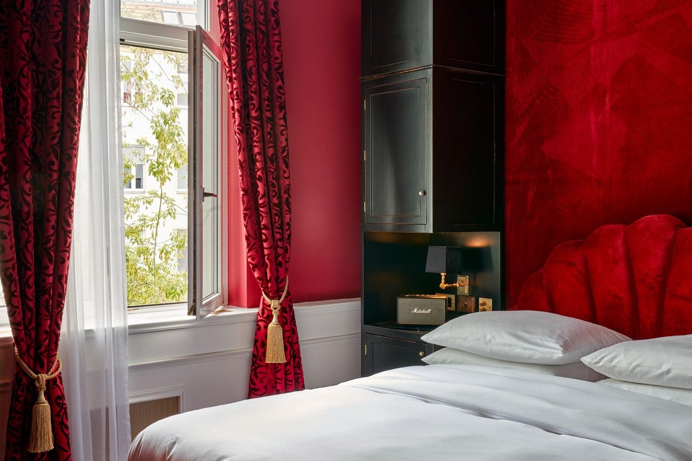 Provocateur--Berlin--A-Member-Of-Design-Hotels-Room-19