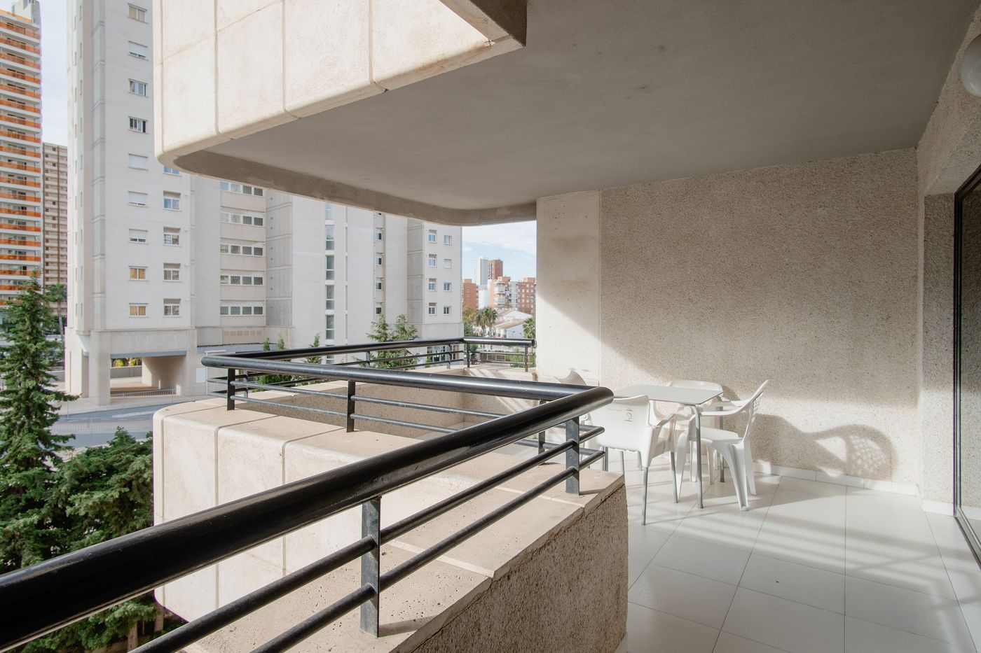 Luxmar-Apartments-Room-13