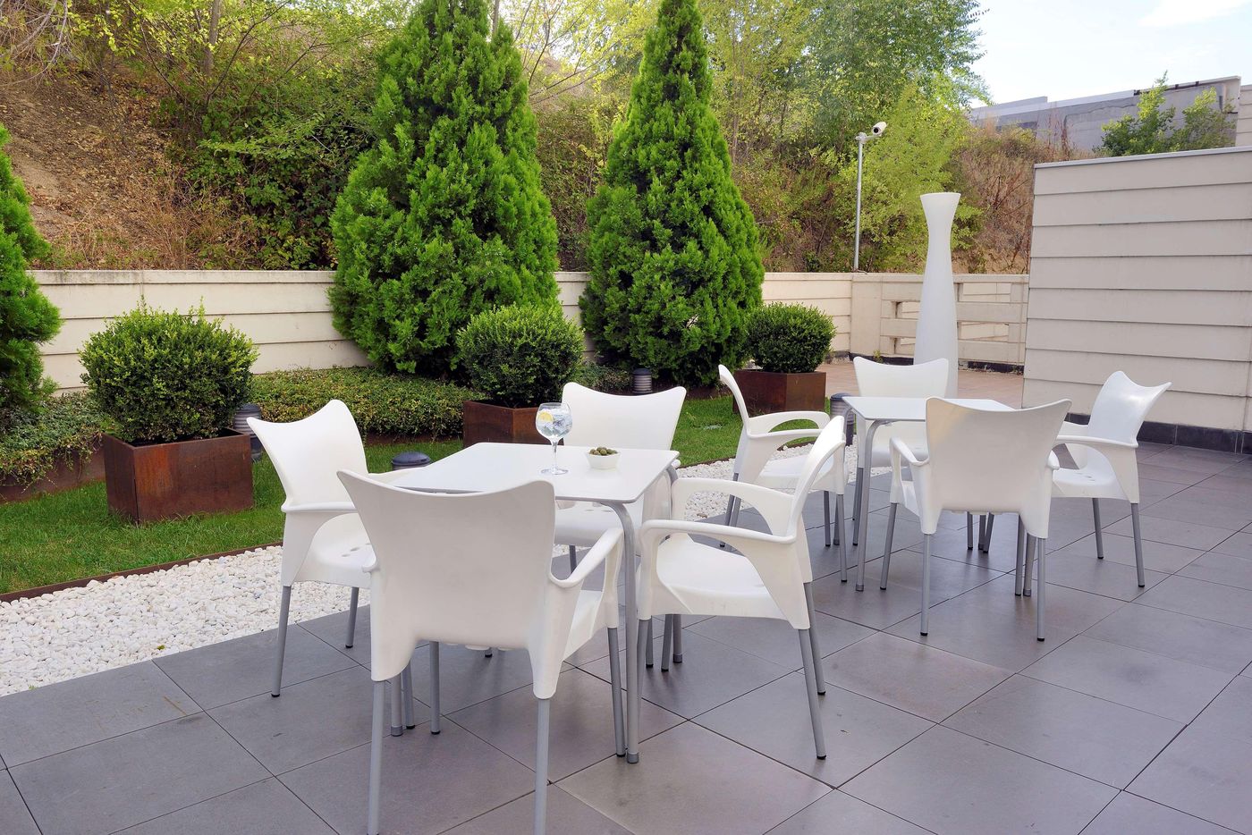 NH-Madrid-Las-Tablas-Sports-and-Entertainment-23