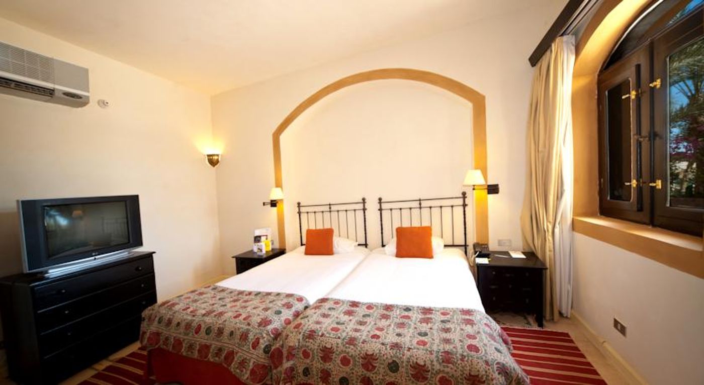 Dawar el Omda - Adults Only