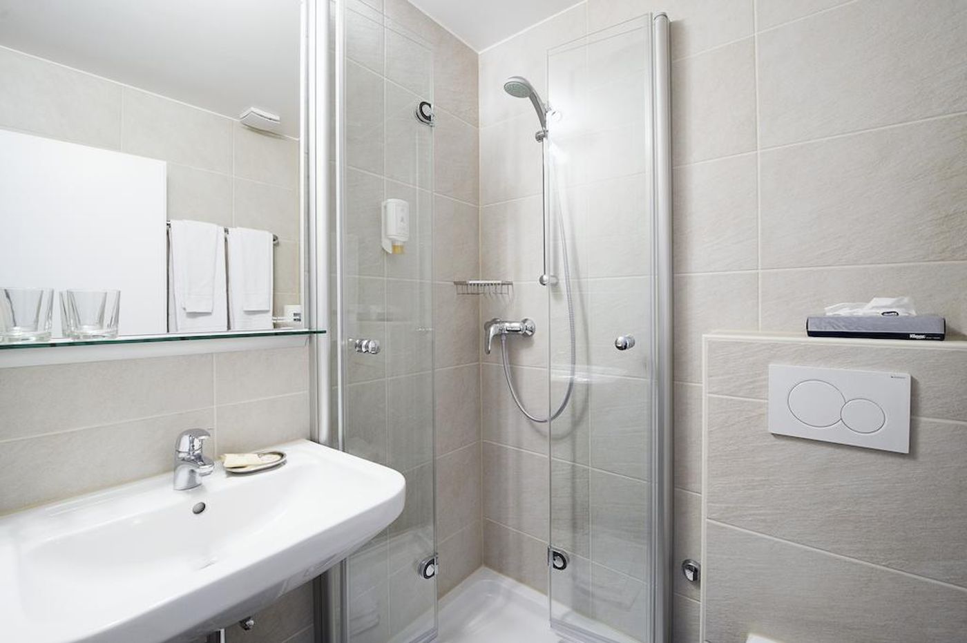 Neufeld-Switzerland-ZURICH-General view-9