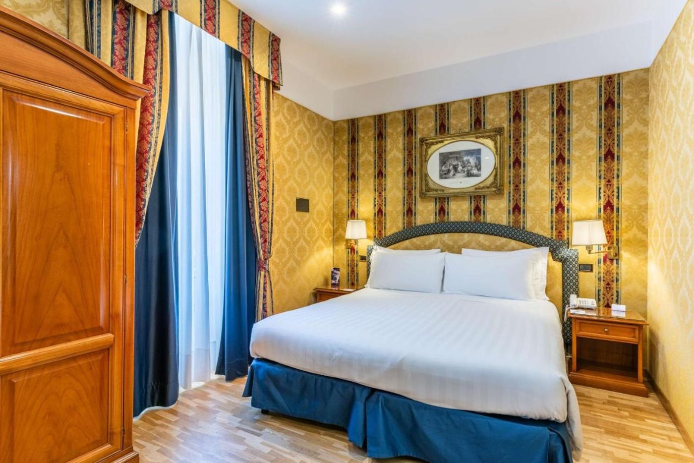 Hotel-Raffaello--Sure-Hotel-Collection-by-Best-Western-Room-13