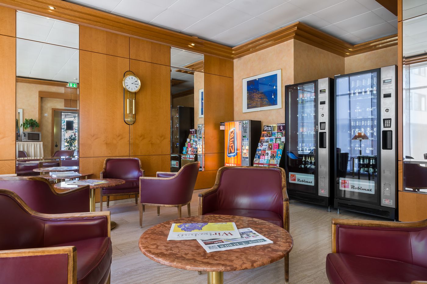 Novum Hotel Stuttgart Hauptbahnhof - Rieker-Germany-STUTTGART-Lobby-8