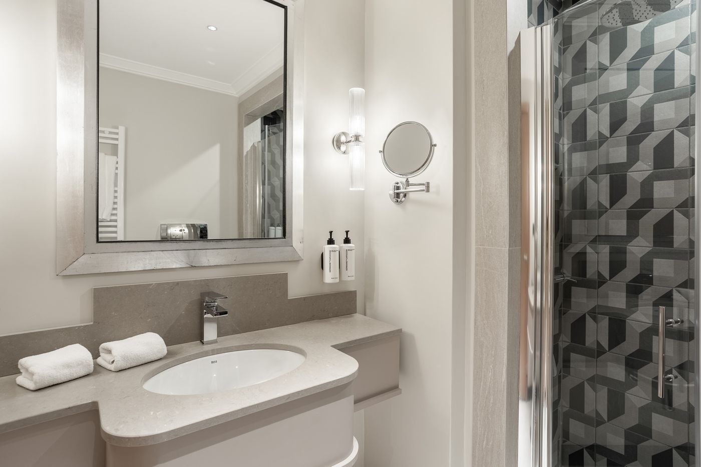 Capo-d-Africa---Colosseo-Room-28