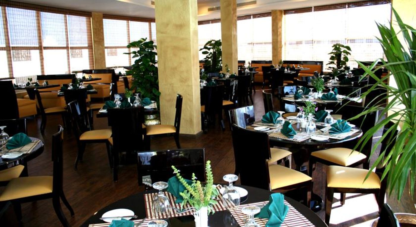 Golden 5 Topaz Club Suites Hotel