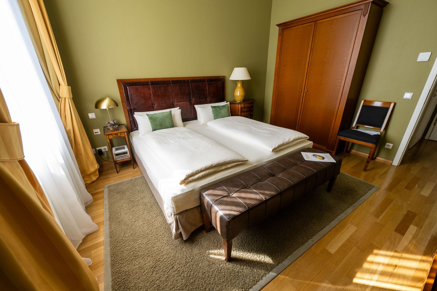 Louisa-s-Place-Room-13