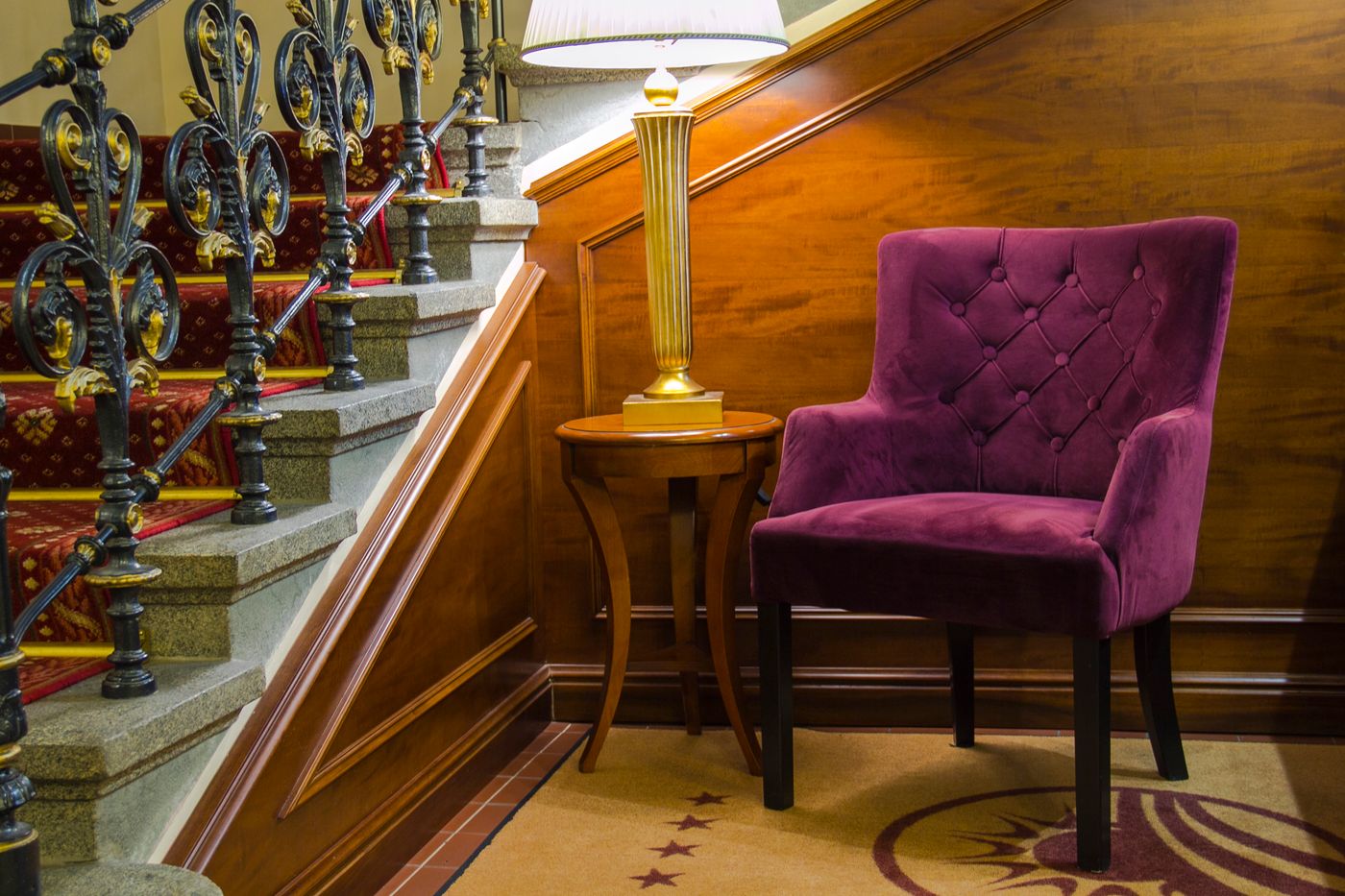 Boutique-Hotel-Seven-Days-Prague-Lobby-13