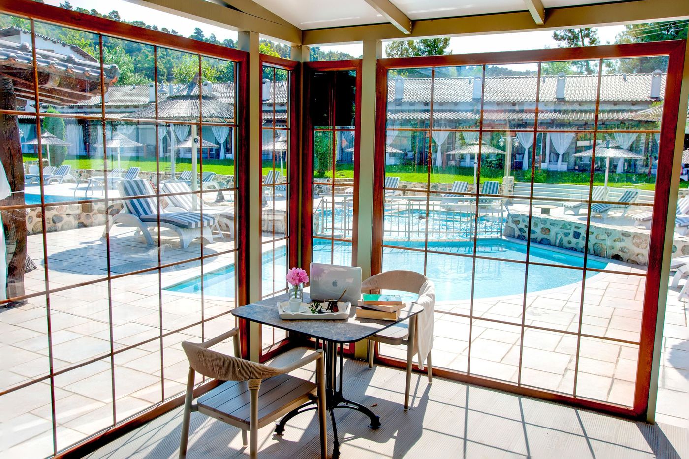 Acrotel Athena Residence