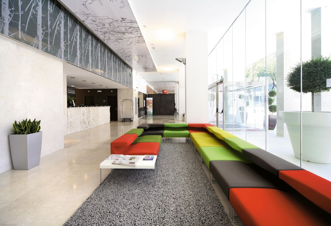 Occidental-Madrid-Este-Lobby-2