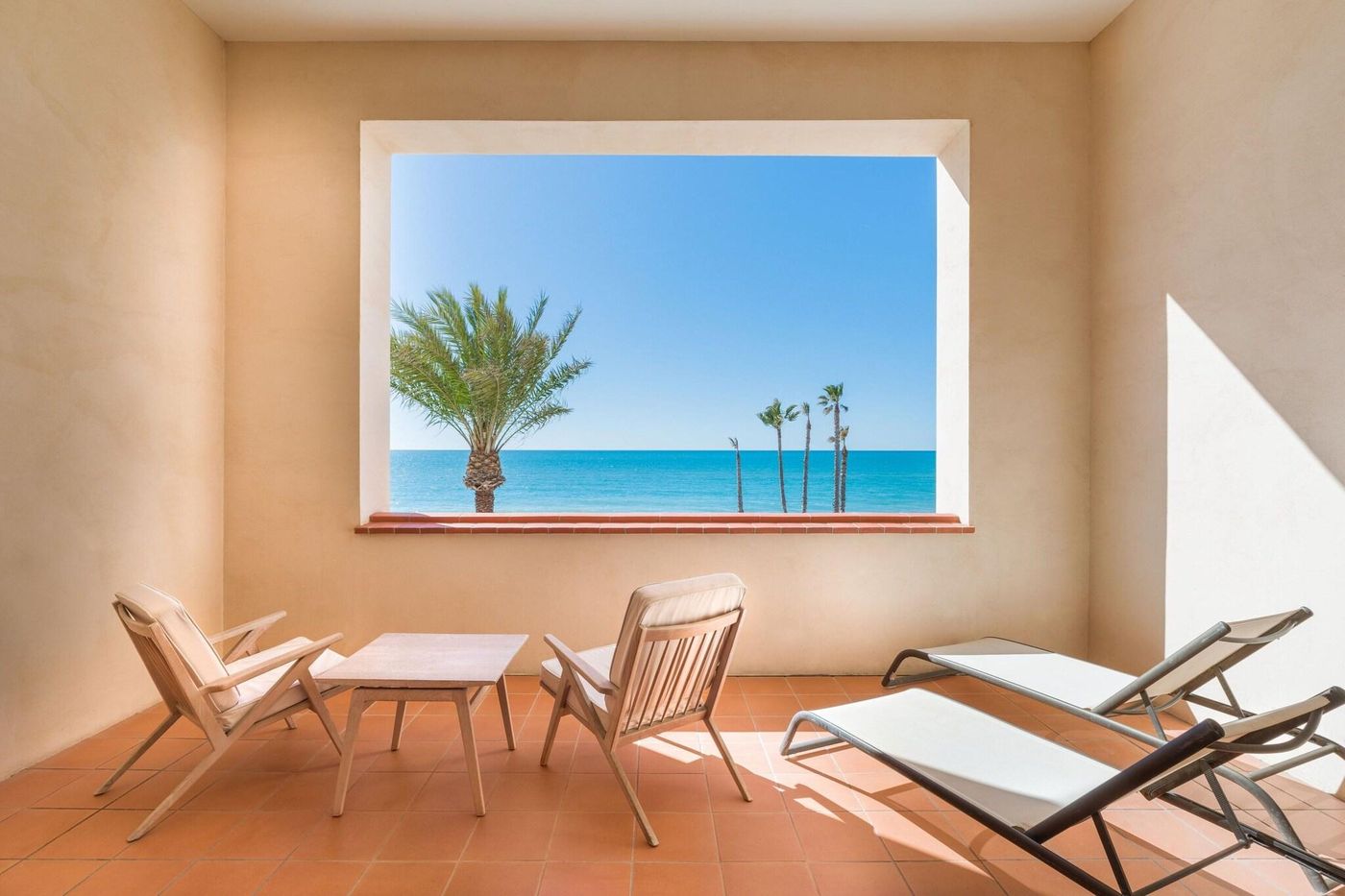 Le-Meridien-Ra-Beach-Hotel---Spa-Room-43