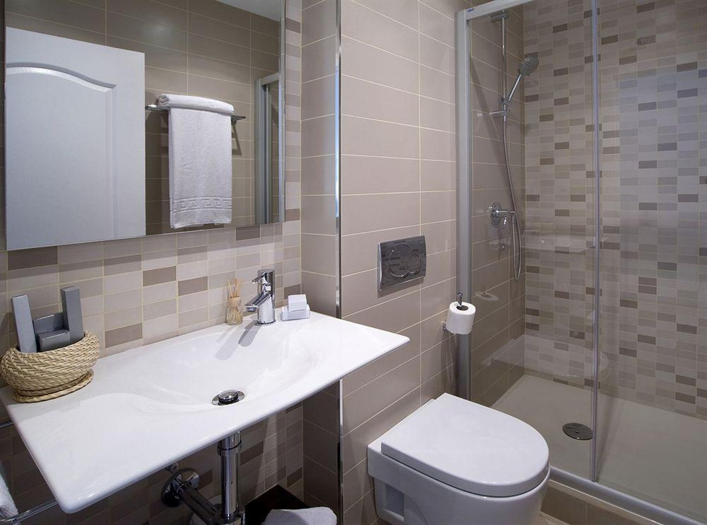 Blanc Guesthouse-Spain-BARCELONA -General view-10