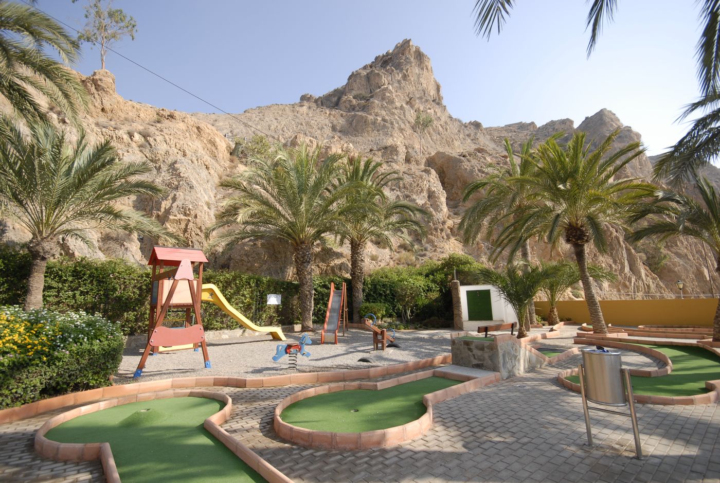 Diverhotel-Aguadulce-Sports-and-Entertainment-14