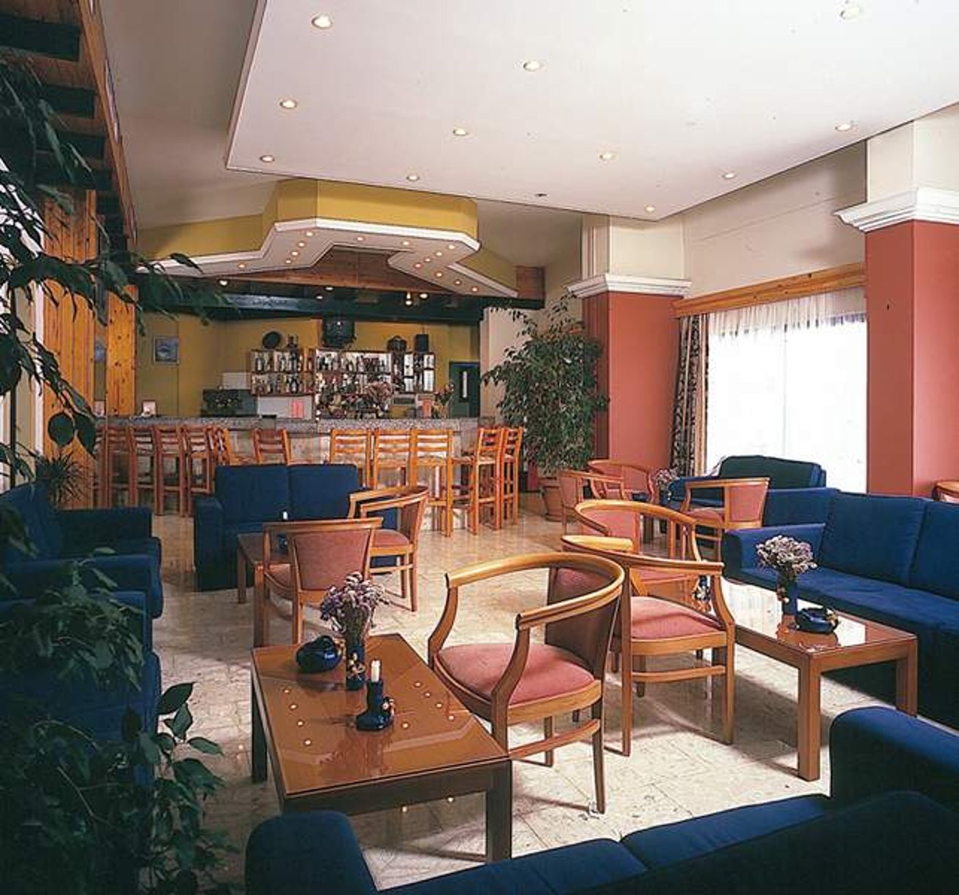 Damon Hotel Apartments